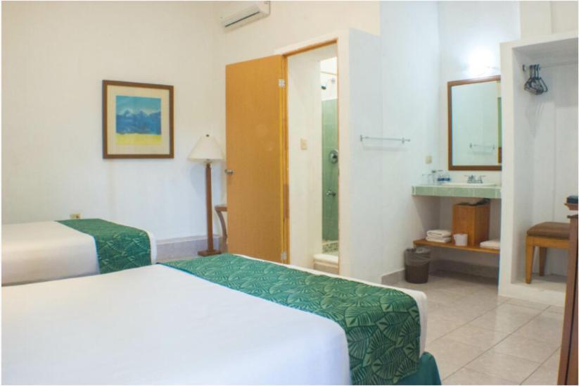Hotel Central Station Tulum Pueblo Buitenkant foto